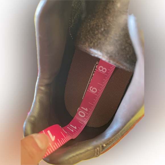 ❤️🔥Host Pick❤️🔥 Predictions Retro Vintage Style Athletic Shoe - Picture 11 of 12